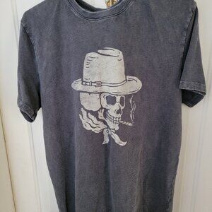 Skull Wild Wild West Charcoal Gray t-shirt Never worn 100% cotton Men's Large